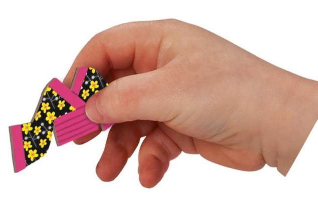 Janod Magnetibook Obliekanie dievčatá Magnetická kniha pre deti