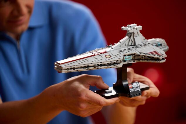 LEGO® Star Wars™ 75441 Útočný krížnik triedy Venator