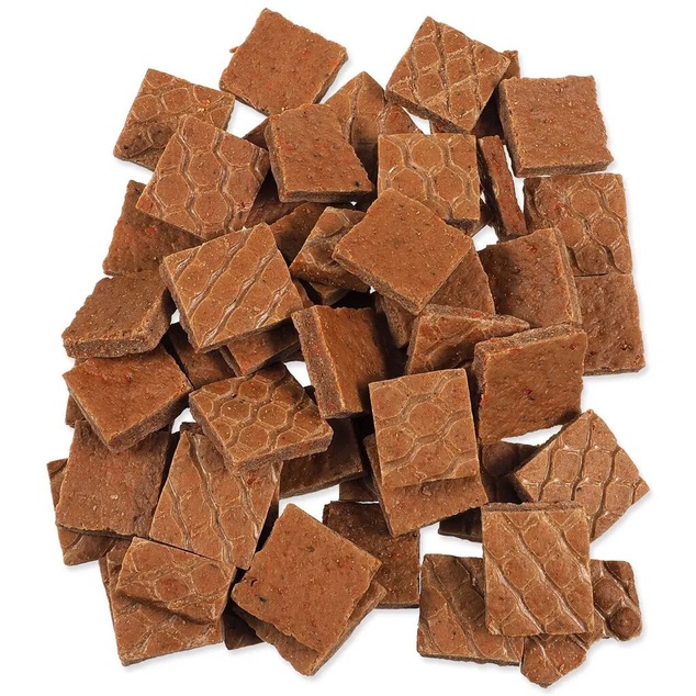Pochúťka Rasco Premium múčne červy a extra mrkvou 230g