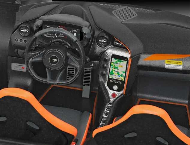 Maquette en plastique voiture 07734 - McLaren 750S (1:24)