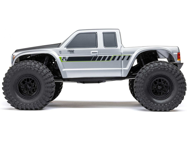 Axial SCX10 III Coyote 4WD 1:10 RTR strieborný