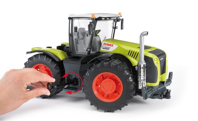 Bruder 03015 Traktor CLAAS XERION 5000