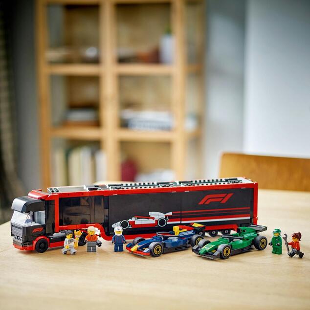 LEGO® City 60445 Kamión F1® s autami RB20 a AMR24 F1®