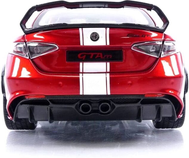 Bburago 1:18 Plus - Alfa Romeo Giulia GTAm - Met Red #99