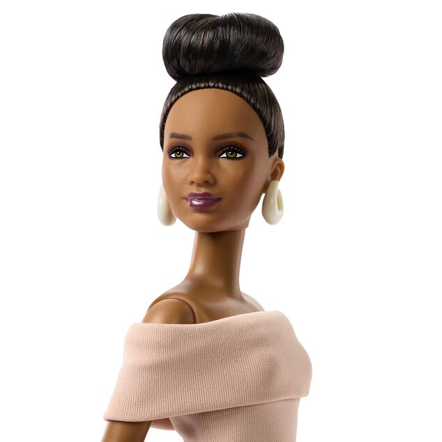 Barbie Signature Barbie Basics Modello08