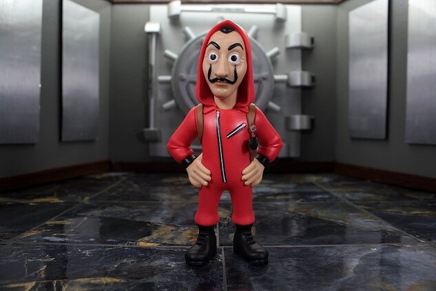 MINIX Netflix TV: Money Heist - Berlin w/ Mask