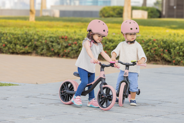 Globber odrážadlo GO BIKE ELITE DUO- PASTEL PINK