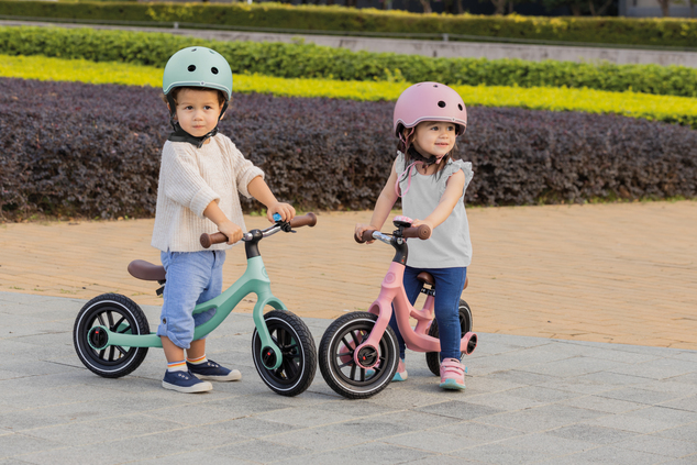 Globber odrážadlo GO BIKE ELITE AIR- MINT