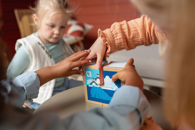 BS Toys Drevené obrázkové kocky so zvieratkami - 4 ks
