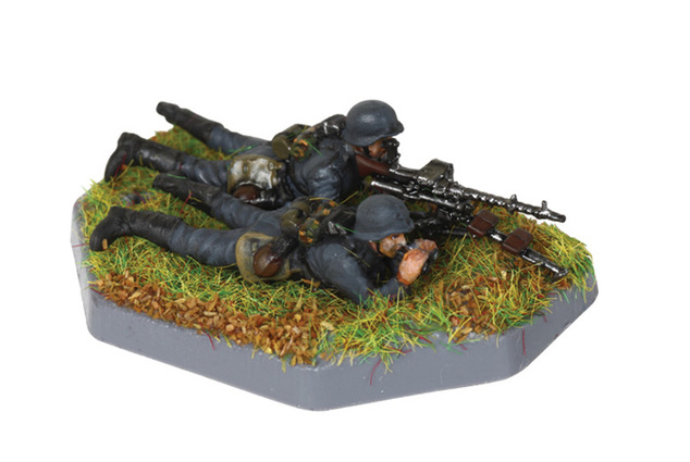 Wargames (WWII) фигурки 6106 - German Machinegun Crew East Front 1941 (1:72)
