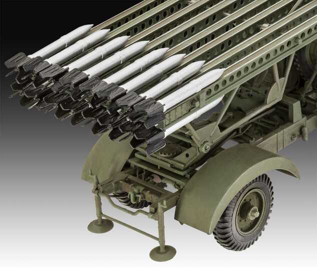 ModelSet militare 63338 - W.O.T. 8 BM-13-16 Katyusha/Cargo (1:35)