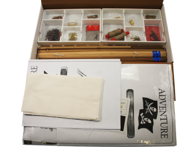 AMATI Adventure pirátska loď 1760 1:60 kit