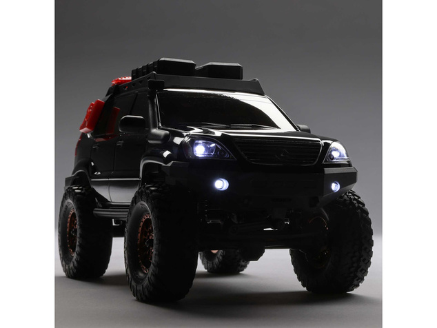 Axial SCX24 Lexus GX 470 1:24 4WD RTR biely
