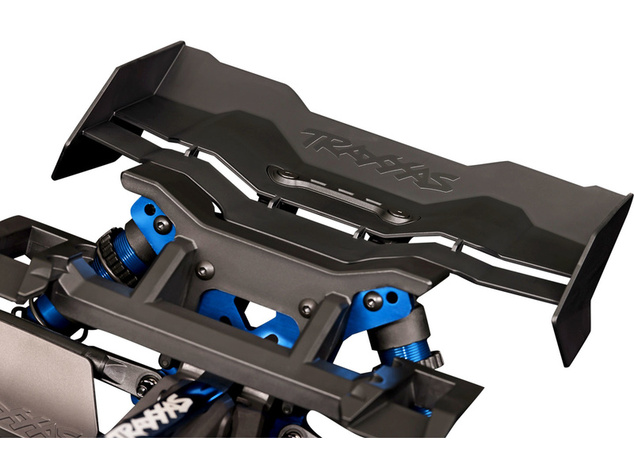Traxxas Sledge 1:8 RTR červený s belted pneu