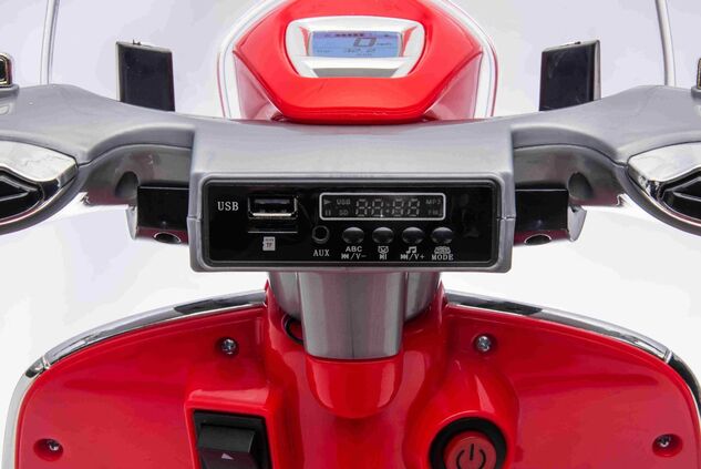 Elektrická motorka Vespa 946 aj so spätným chodom, červené, s pomocnými kolesami