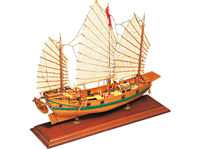 AMATI Čínska džunka 1:100 kit