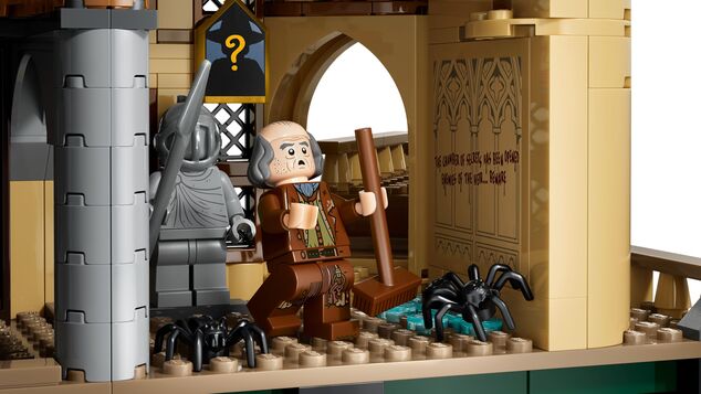LEGO® Harry Potter™ 76473 Rokfortský hrad: Východné krídlo