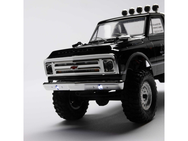 Axial SCX24 Chevrolet C10 1967 1:24 4WD RTR čierny