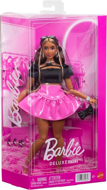 Mattel Barbie DELUXE STYLE Modell rózsaszín vinil szoknyával és fekete felsővel