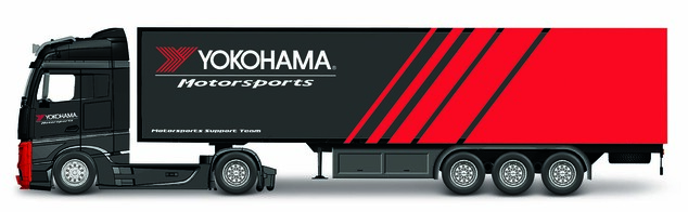 Bburago 1:43 MB Actros Gigaspace / Trailer - Yokohama