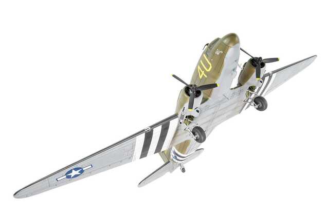 Klasični komplet aviona A08014 - Douglas C-47 A/D Skytrain (1:72)