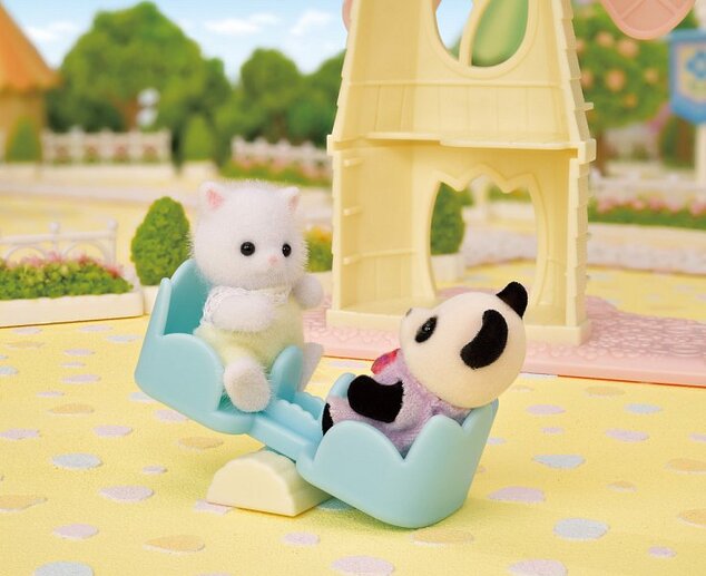 Sylvanian Families Zábavný park s veterným mlynom a mačiatkom