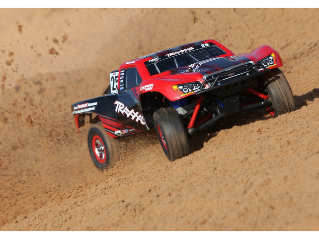 Traxxas Slash 1:16 RTR čierny