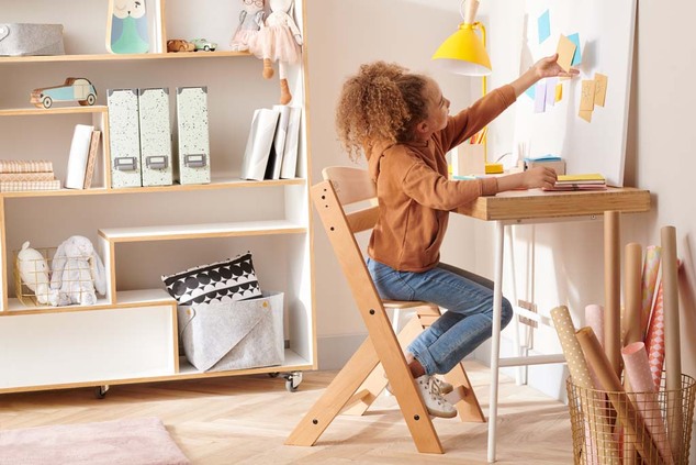 KINDERKRAFT Stolička jedálenská Enock s vložkou White