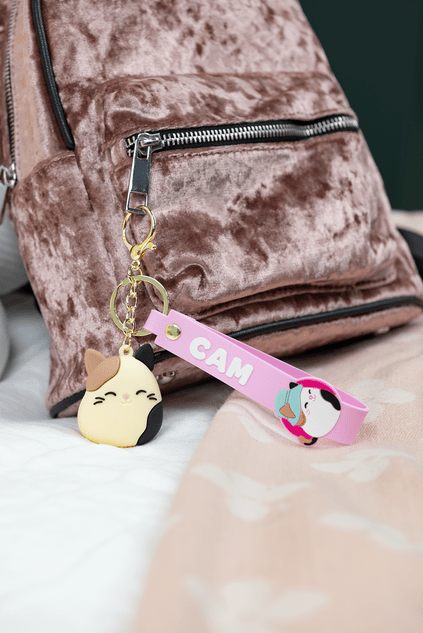 Squishmallows FIZZ Prívesok na kľúče - Kocúr Cam