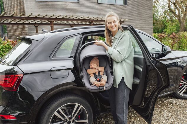 Autosedačka Baby-Safe Core, Chai