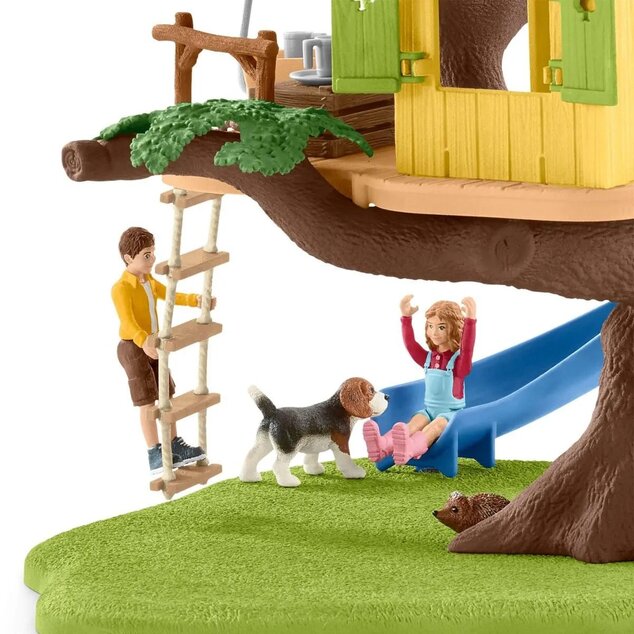 Schleich Dom na dobrodružnom strome