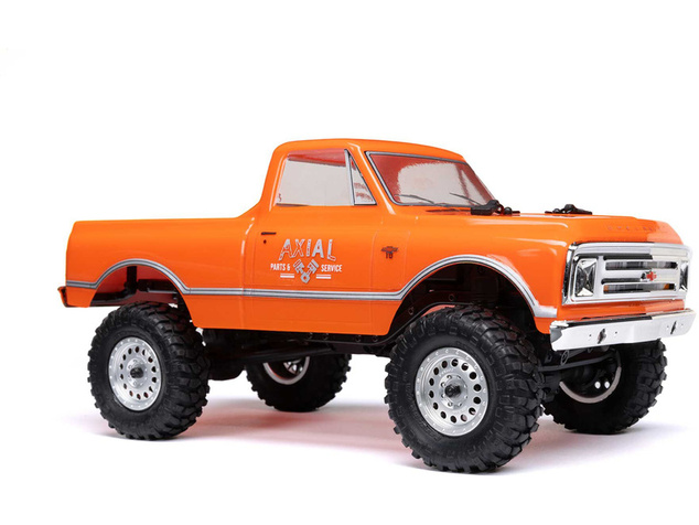 Axial SCX24 Chevrolet C10 1967 1:24 4WD RTR čierny