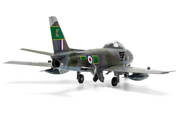 Classic Kit Flugzeug A08109 - Canadair Sabre F.4 (1:48)