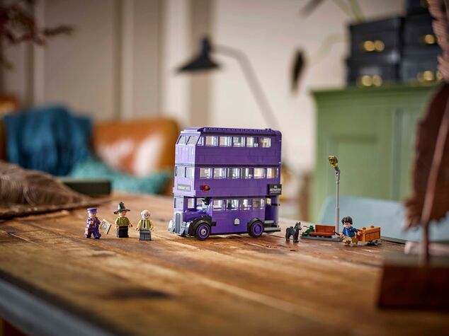LEGO® Harry Potter 76446 Dobrodružstvo v Rytierskom autobuse