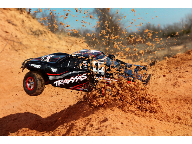 Traxxas Slash 1:16 RTR čierny