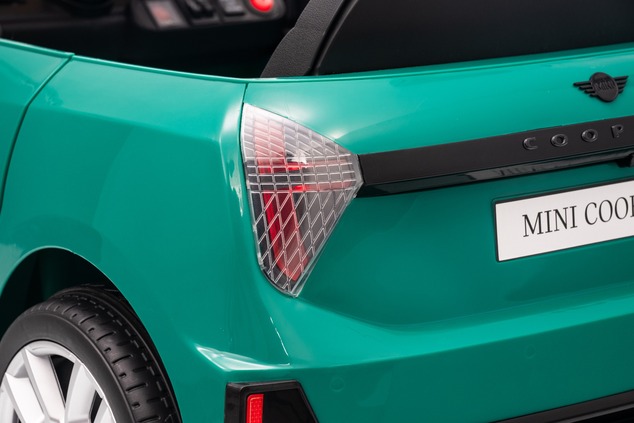 Elektrické autíčko BMW Mini Cooper 12V, zelené, USB Vstup s Bluetooth pripojením na MP3 Pr