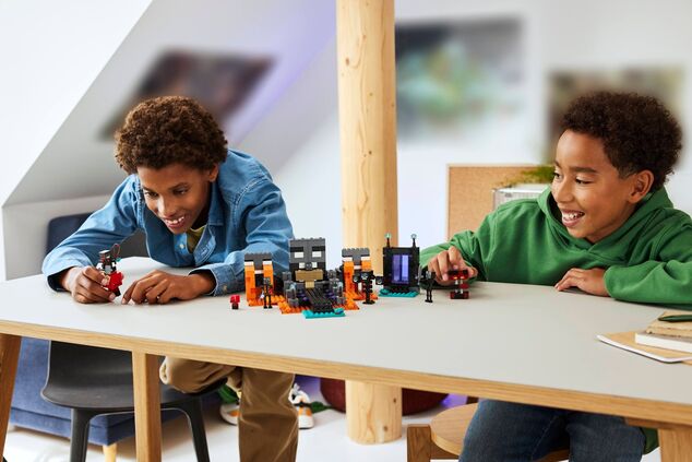 LEGO® Minecraft™ 21590 Der Kampf mit dem Wither