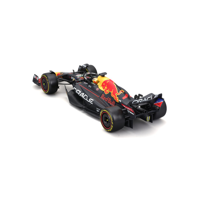 Bburago 1:24 Formula F1 Oracle Red Bull Racing RB18(2022) nr.1 Max Verstappen with driver