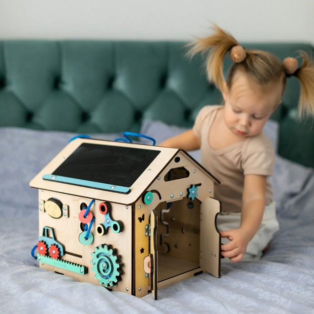 BusyKids Activity board Căsuță Mini