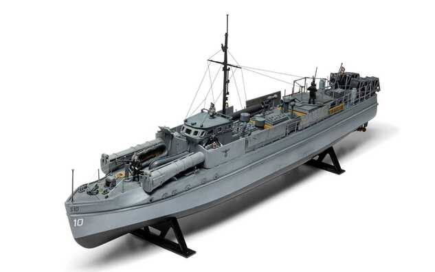 Classic Kit VINTAGE loď A10280V - German E-Boat (1:72)