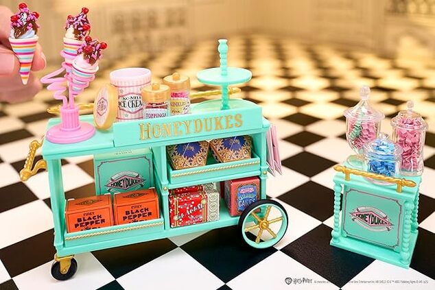 MGA's Miniverse Make It Mini Honeydukes vozík Harry Potter