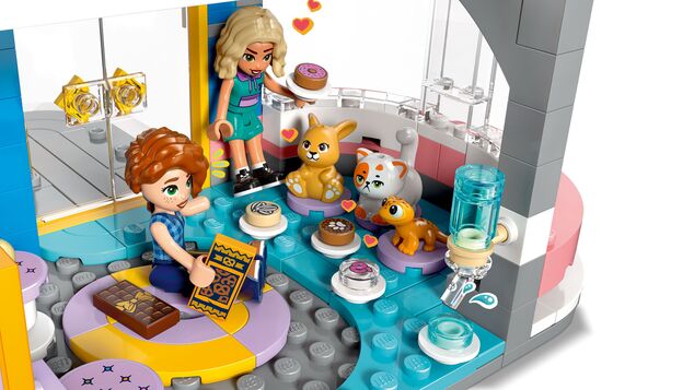 LEGO® Friends 42689 Klubovňa kamarátov v mestečku Heartlake
