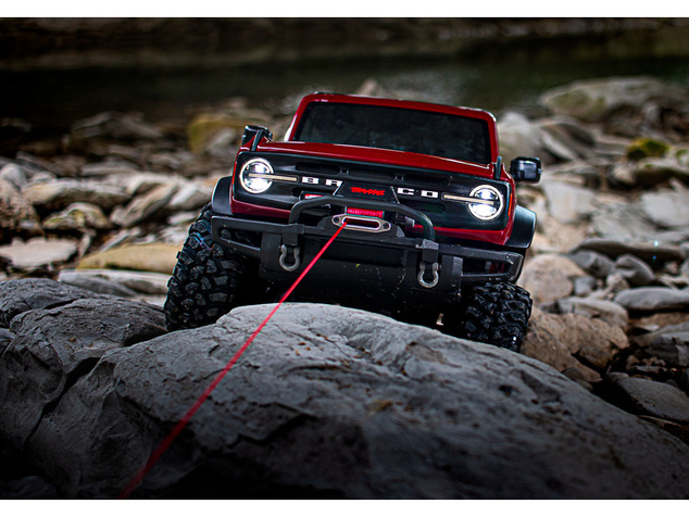 Traxxas elektrický navijak s bezdrôtovým ovládačom
