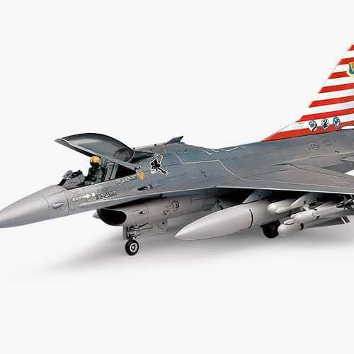 Modellbausatz Flugzeug 12259 - F-16A / C (1:48)