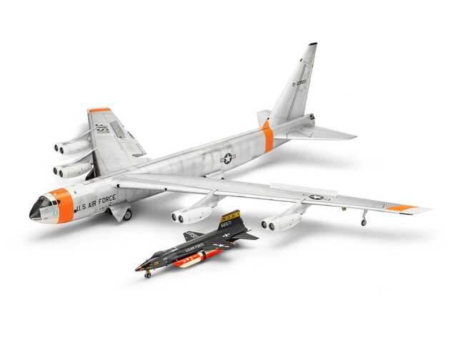 Maquette en plastique avion 03793 - B-52D Stratofortress "Édition Platine" (1:72)