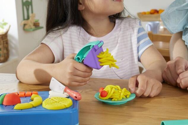 Hasbro Play-Doh Little Chef-Set für die Kleinen