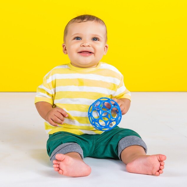 OBALL Hračka Oball RATTLE 10 cm modrá