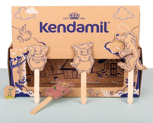 Kendamil Premium 2 HMO+ (3× 800 g), märchenhafte Verpackung mit dem Theaterstück Die drei kleinen Sc