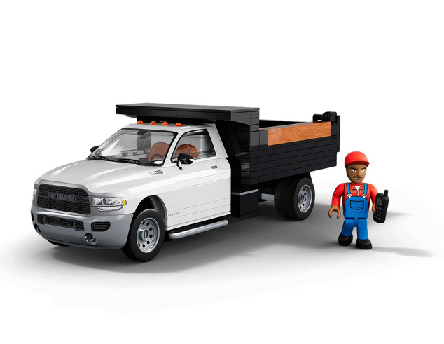 Cobi RAM 3500 Dump Truck, 1:35