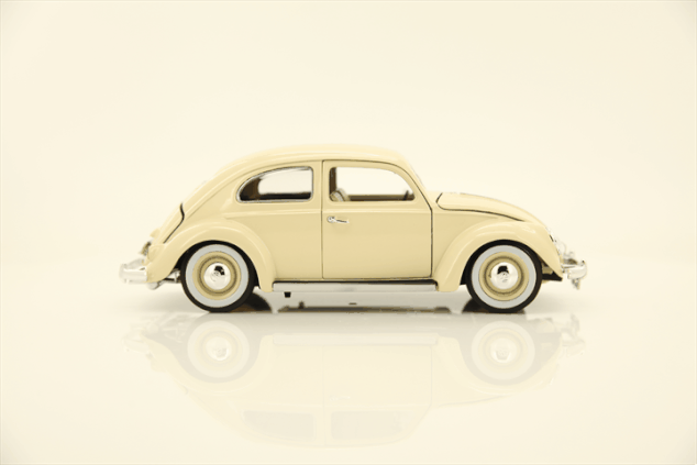 Bburago 1:18 Volkswagen Käfer 1955 Beige